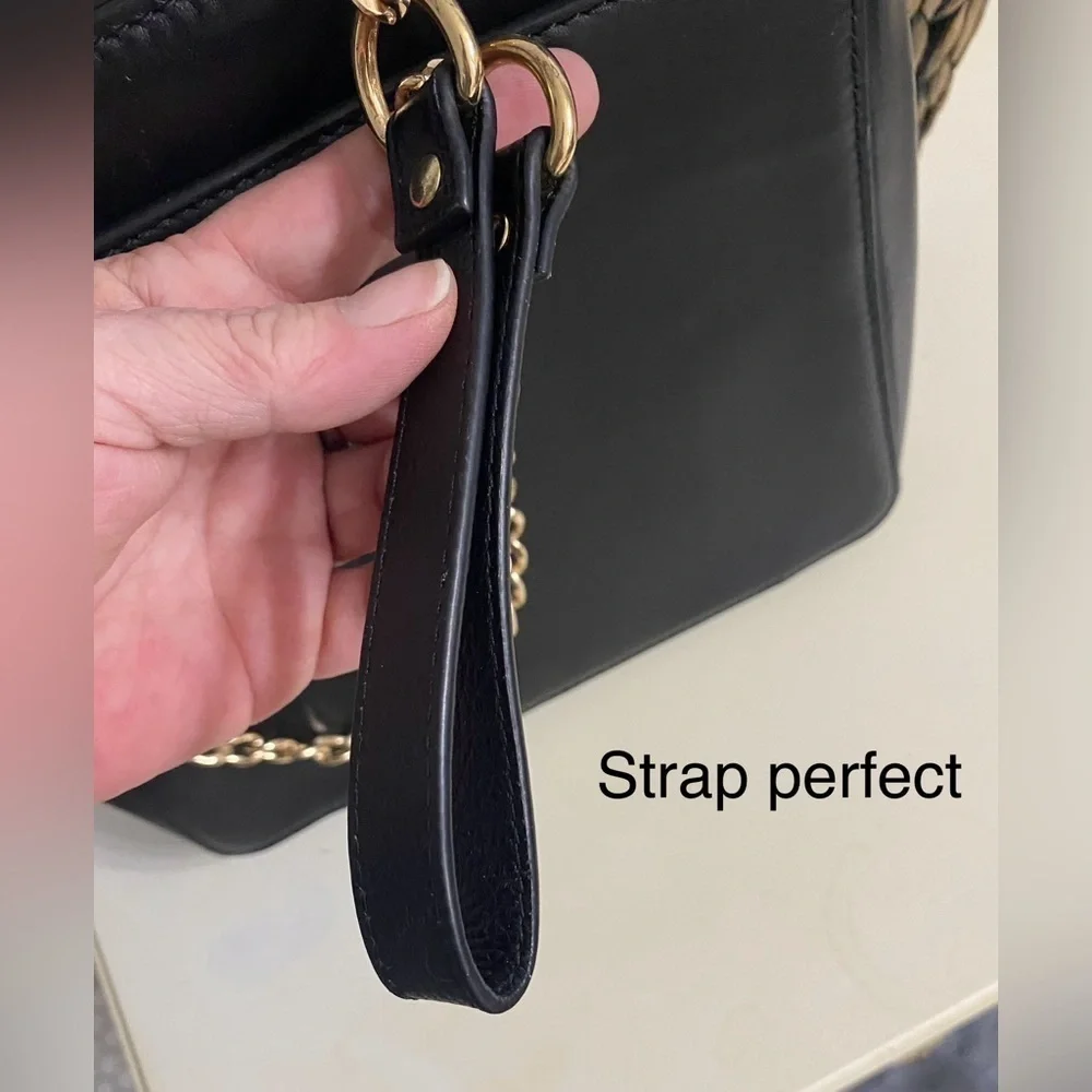 MICHAEL KORS Gloria Soft Leather Front Pocket Black Crossbody - Picture 11 of 17